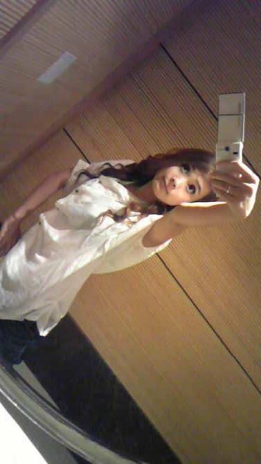 6dcUy